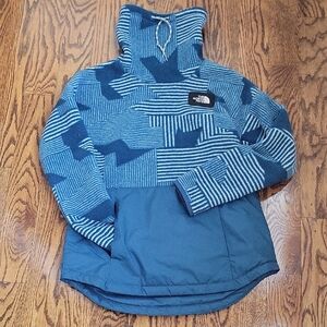 The North Face Pullover